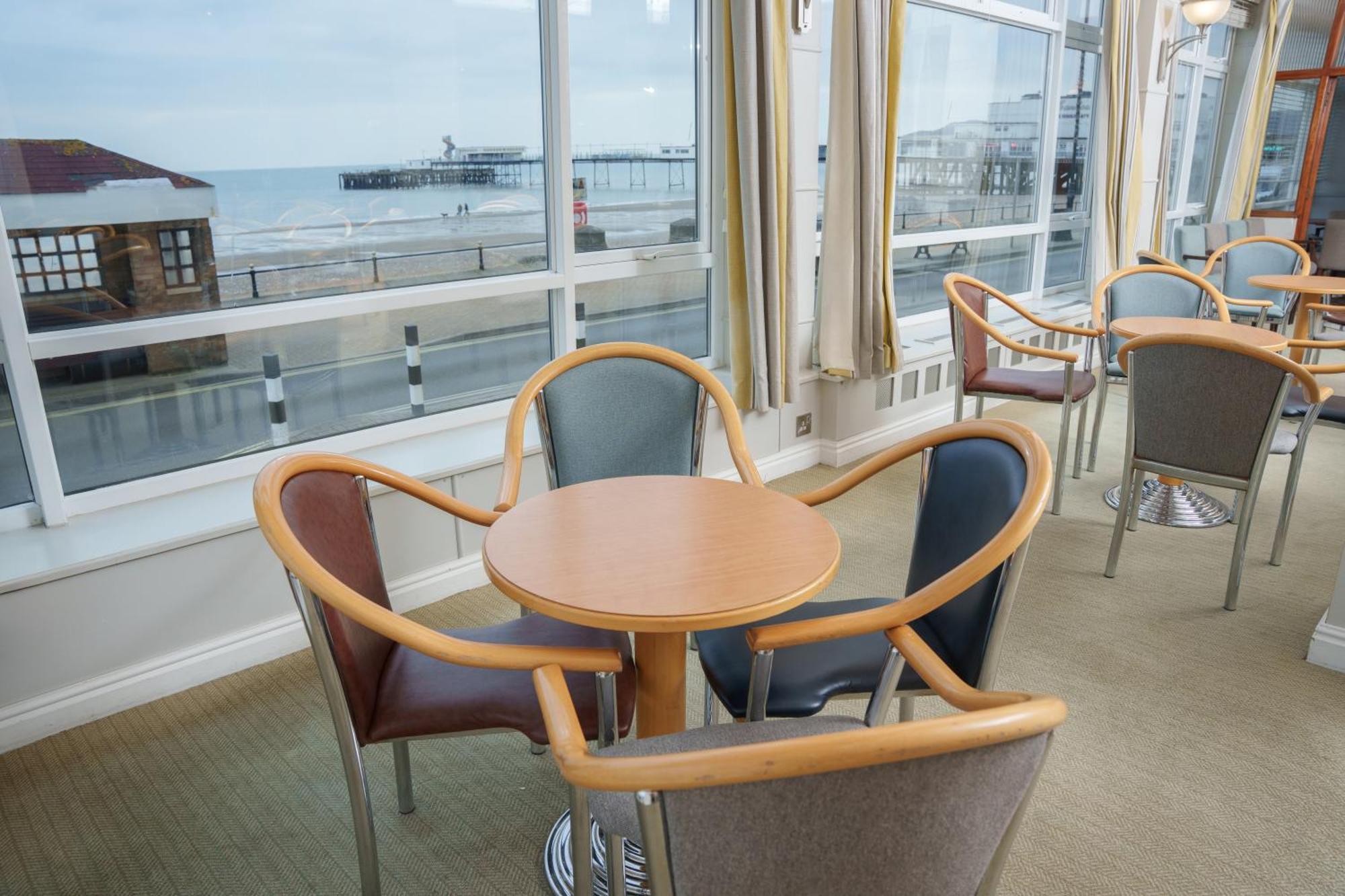Trouville Hotel By Compass Hospitality Sandown Buitenkant foto