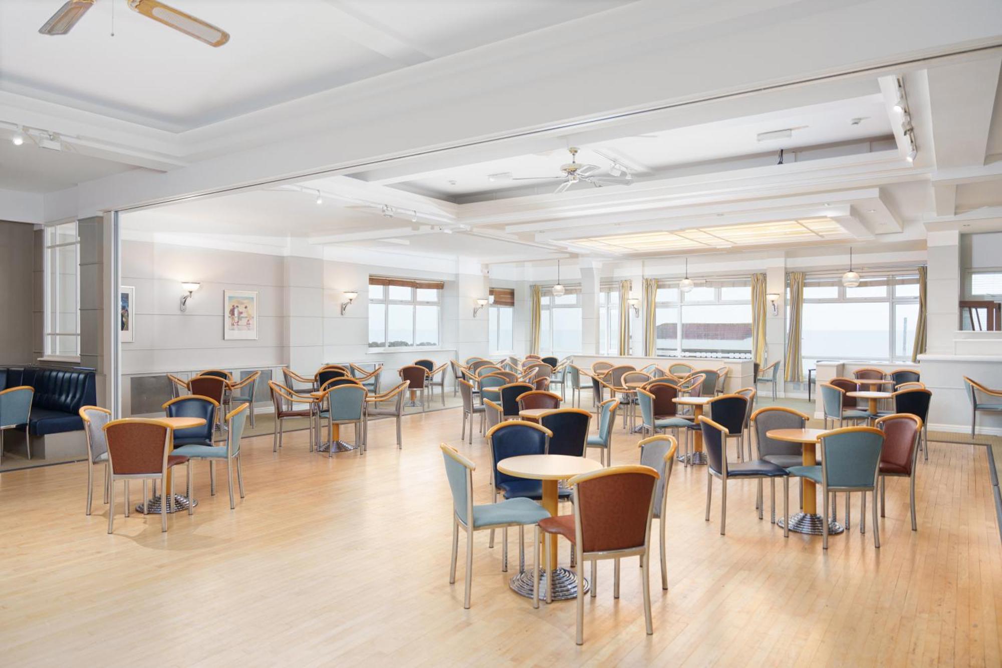 Trouville Hotel By Compass Hospitality Sandown Buitenkant foto