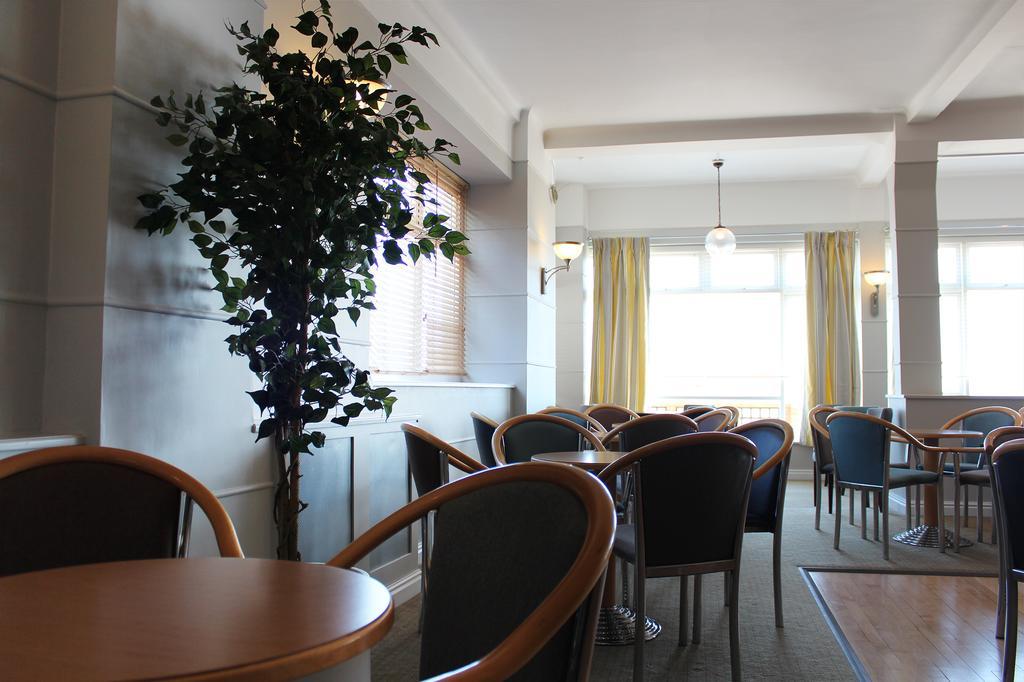 Trouville Hotel By Compass Hospitality Sandown Buitenkant foto