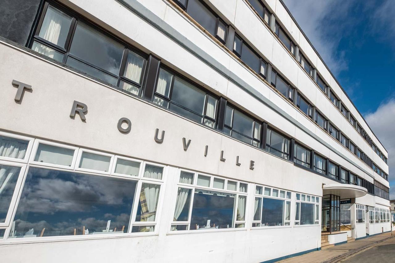 Trouville Hotel By Compass Hospitality Sandown Buitenkant foto