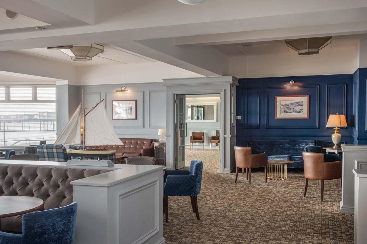 Trouville Hotel By Compass Hospitality Sandown Buitenkant foto